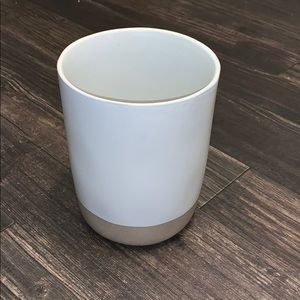 Hearth & Hand kitchen utensil holder